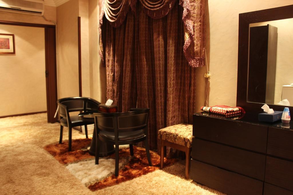 Royal Hotel Suites Jeddah Room photo
